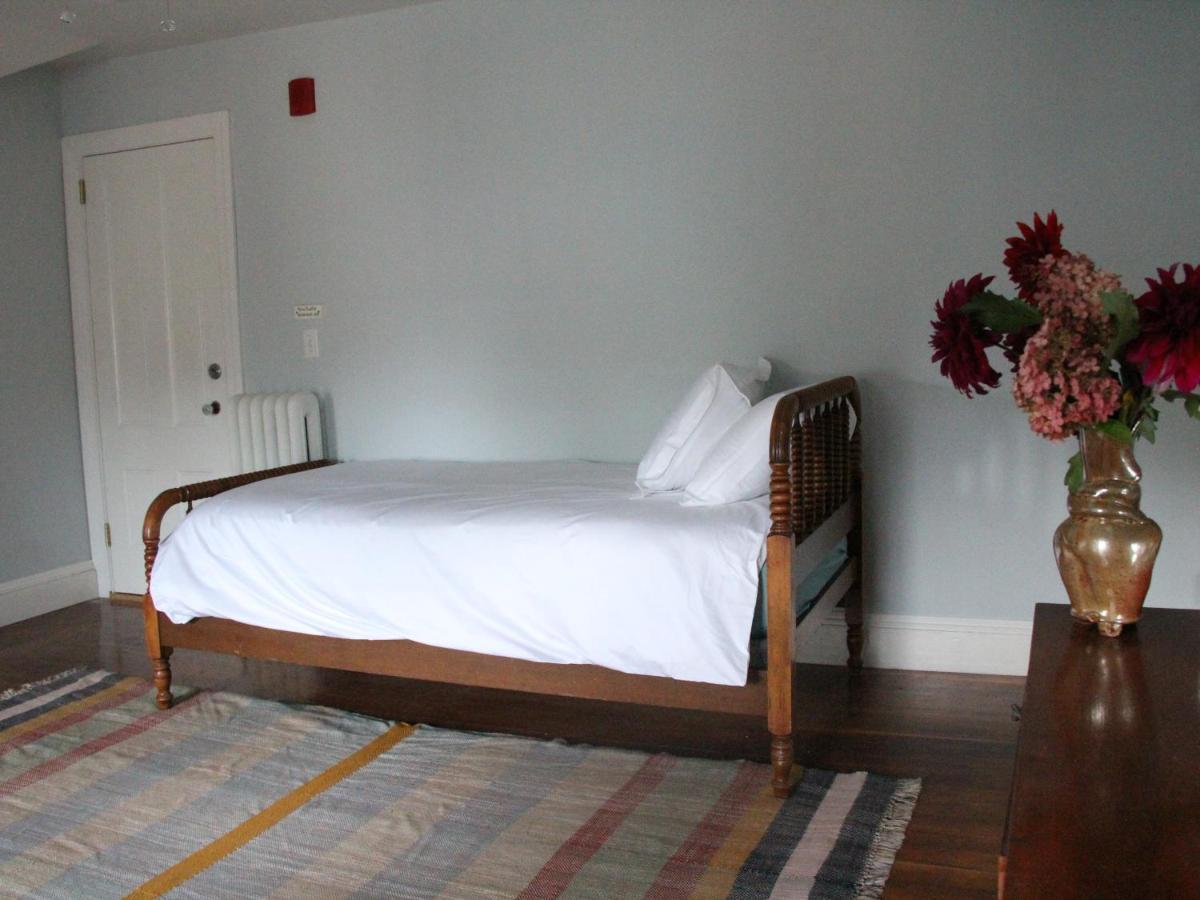 Bed and Breakfast The Wedding Cake House Providence Exterior foto