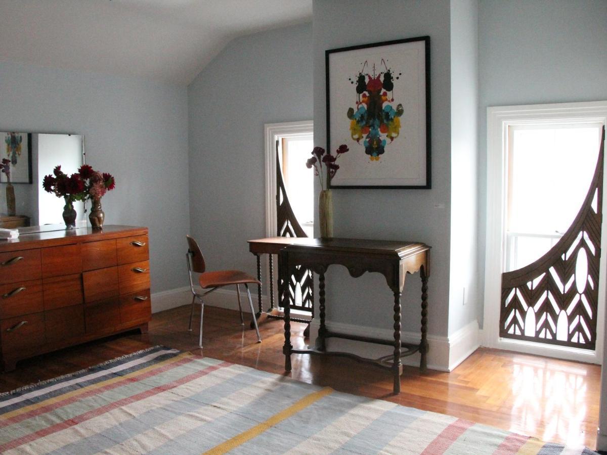 Bed and Breakfast The Wedding Cake House Providence Exterior foto