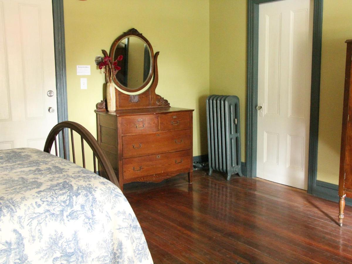 Bed and Breakfast The Wedding Cake House Providence Exterior foto