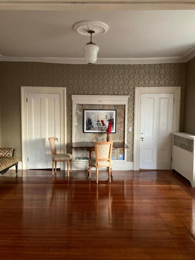 Bed and Breakfast The Wedding Cake House Providence Exterior foto