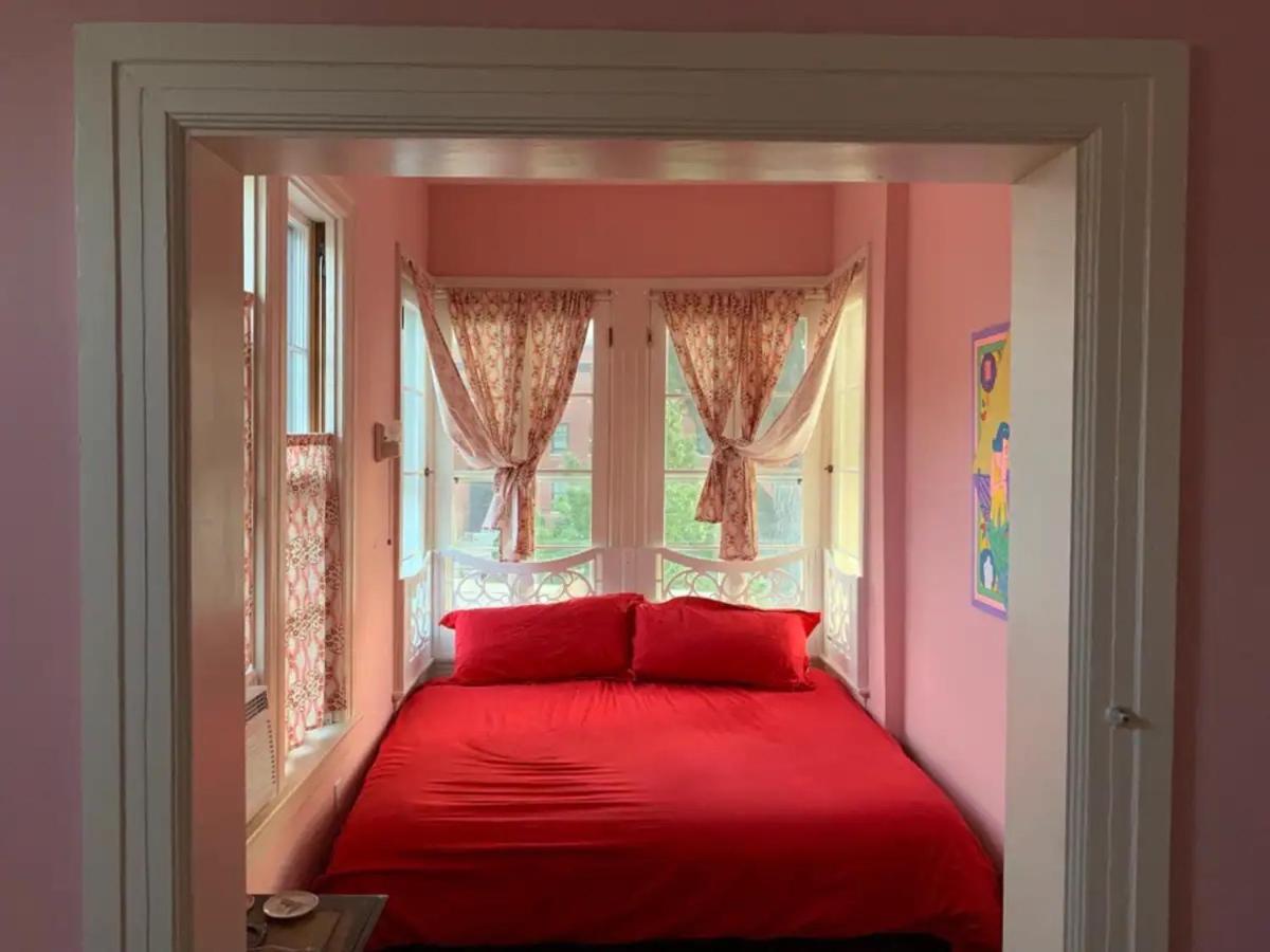 Bed and Breakfast The Wedding Cake House Providence Exterior foto